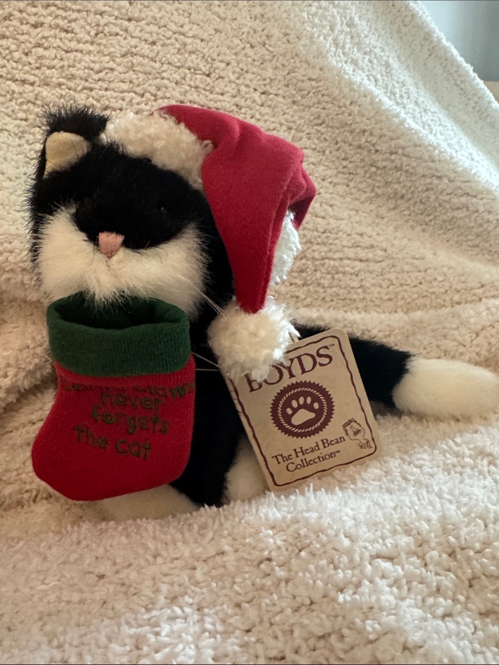 NWT Boyds Black & White Cat Plush with Red Santa Hat and Green-Trim Stocking